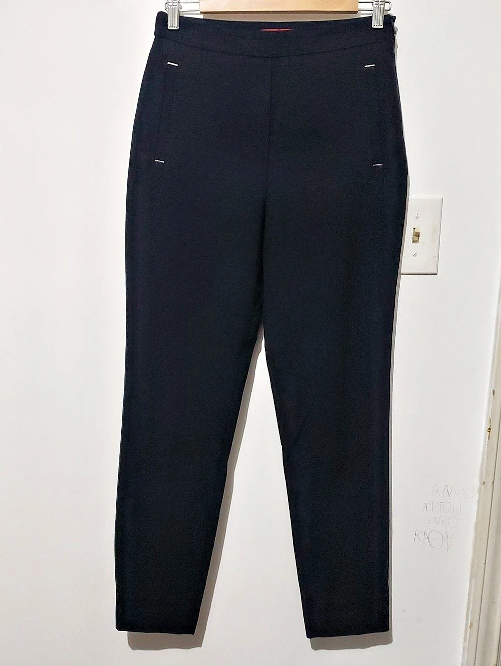 Hugo Boss Women's Black Trousers Size US 4 Like New